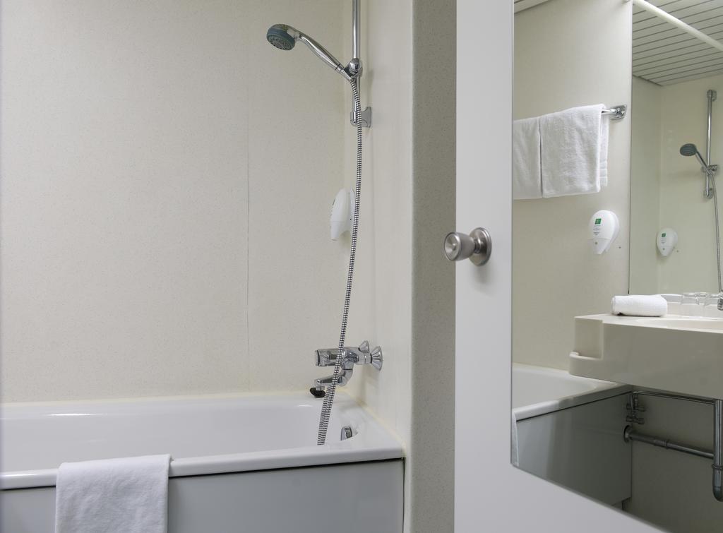 Days Inn Kassel Hessenland Номер фото